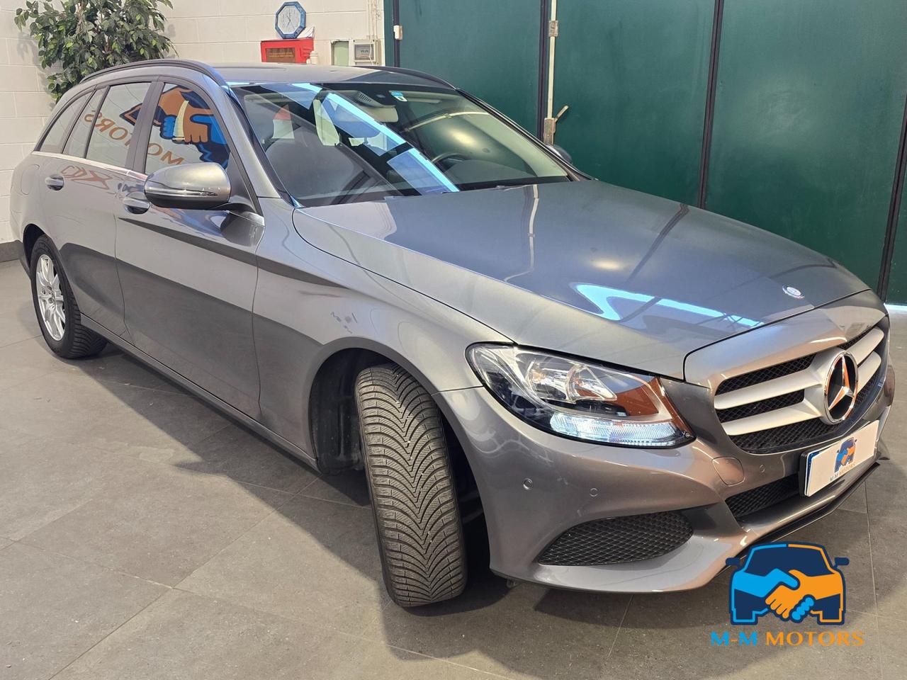 Mercedes-Benz C 180 C180