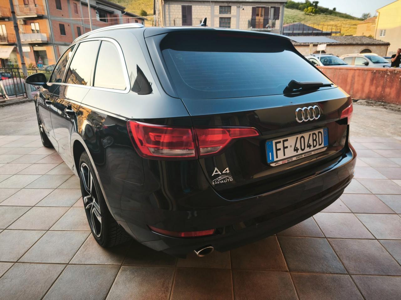 Audi A4 Avant 2.0 tdi 150 CV S-tr Distr fatta
