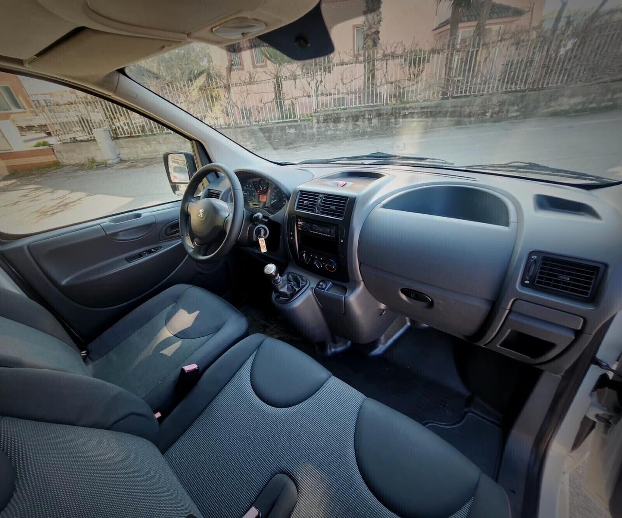 PEUGEOT EXPERT FURGONE 3POSTI 2.0 HDI 136CV MY2015