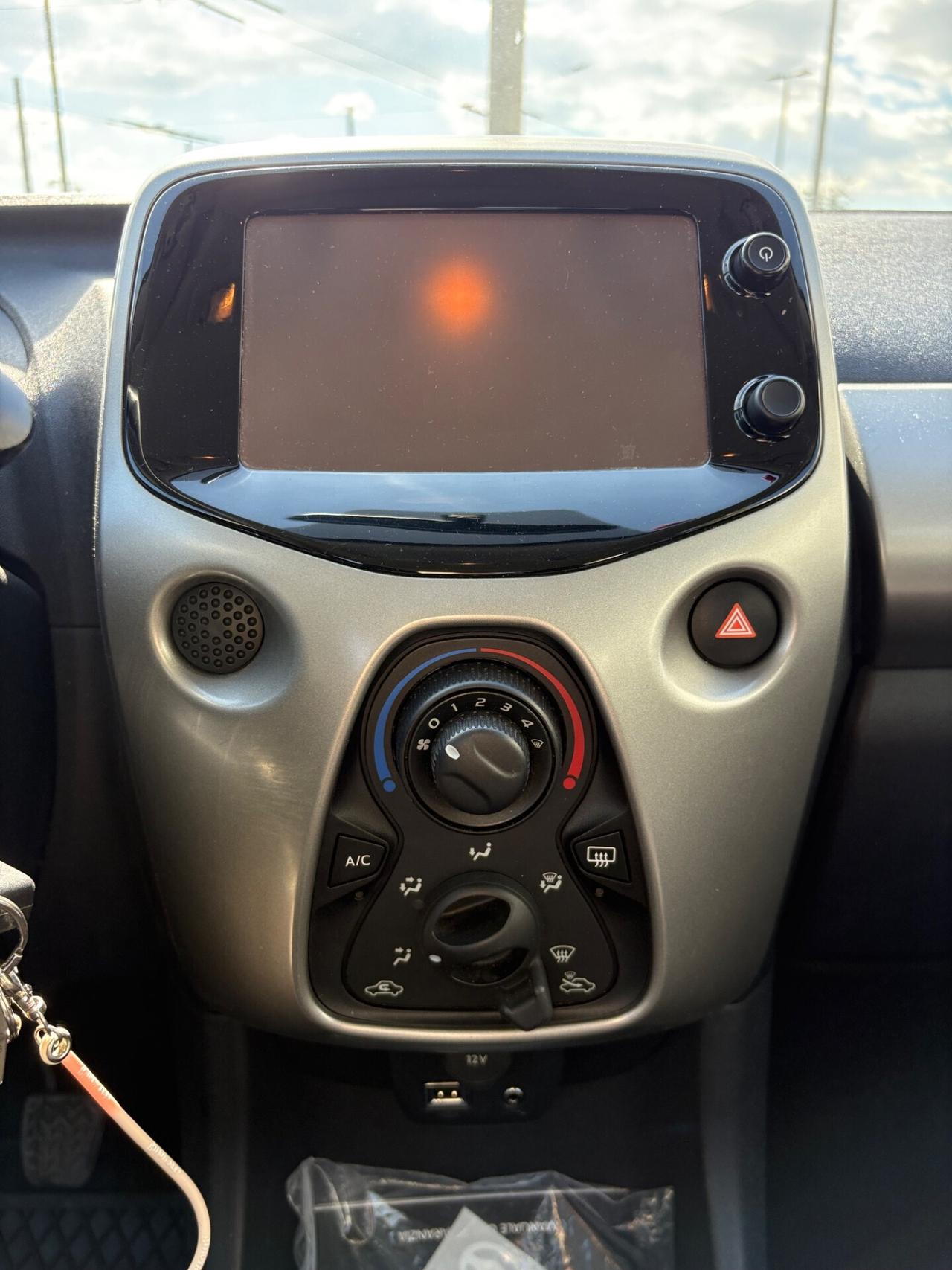 Peugeot 108 Block Shaft 1.0 benzina