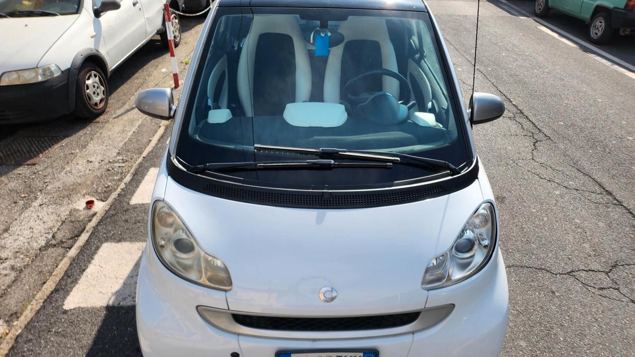 Smart ForTwo 1000 52 kW coupé pure