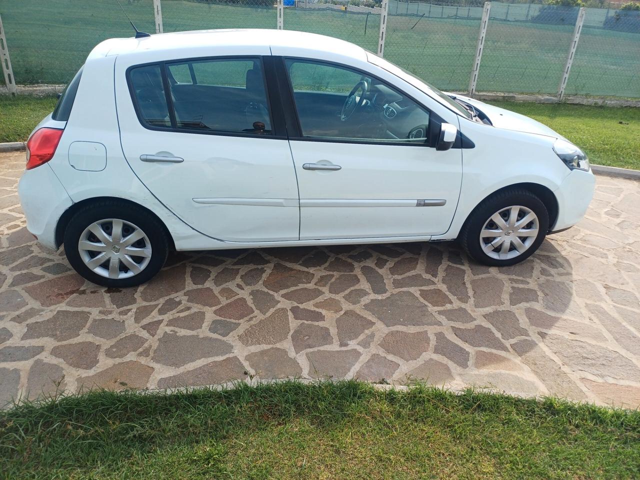 Renault Clio 1.2 16V 5 porte GPL Dynamique