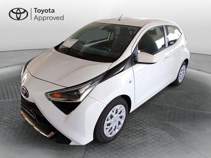 Toyota Aygo 004282 Connect 1.0 VVT-i 72 CV 5 porte x-cool MMT