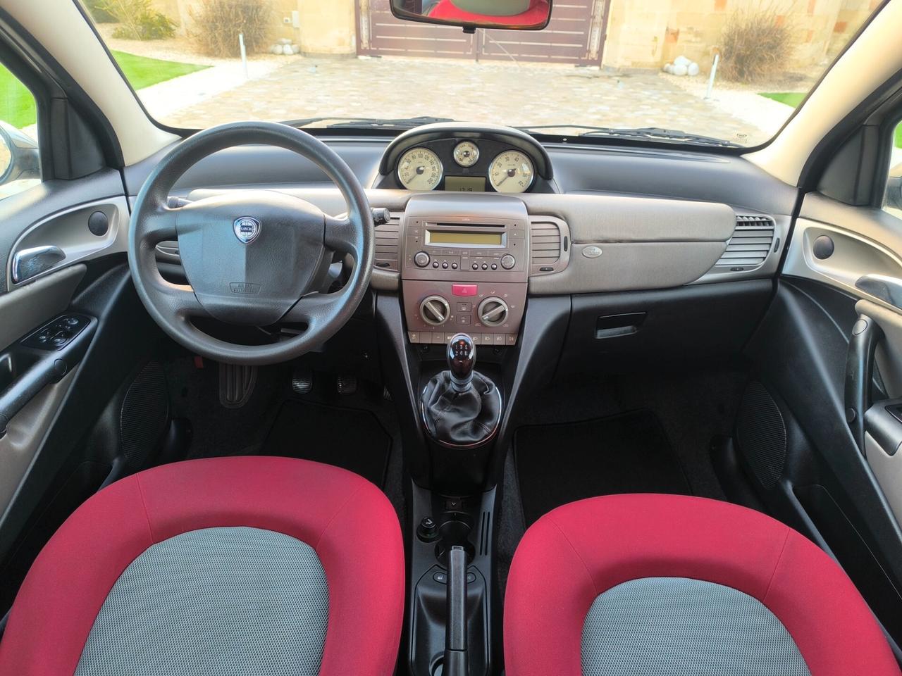 Lancia Ypsilon 1.2 benzina perfetta