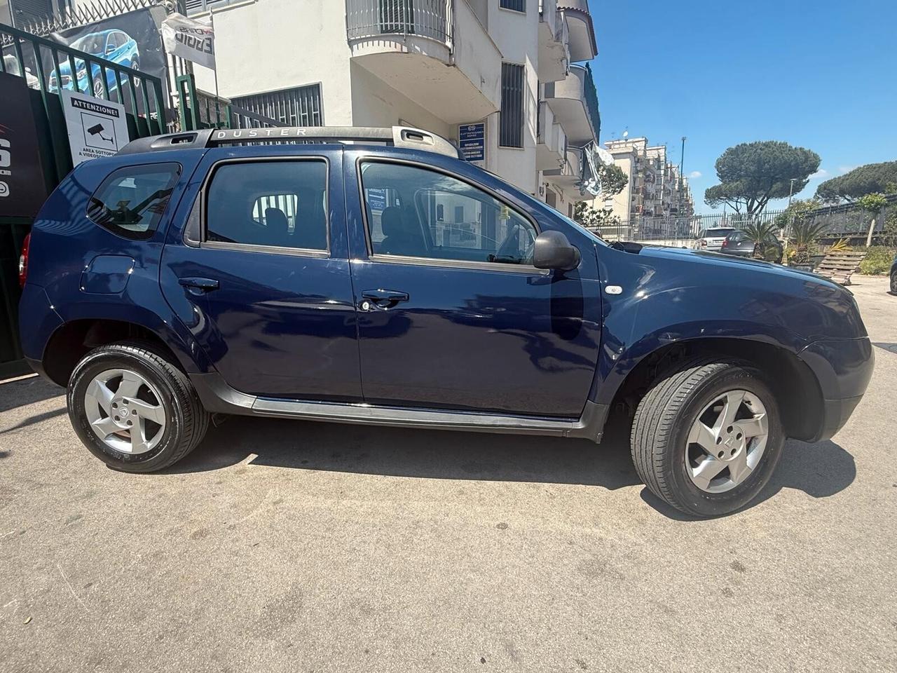 Dacia Duster 1.6 115 SES 4X2 GPL SERIE BLACK SHADOW