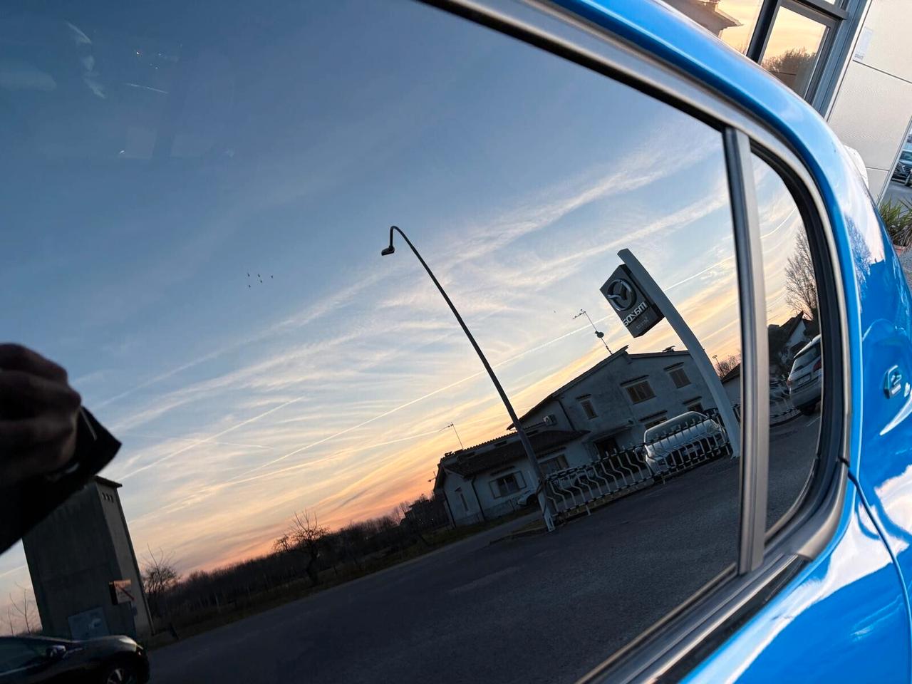 Peugeot 208 GT PACK motore elettrico 136 CV SPOTICAR