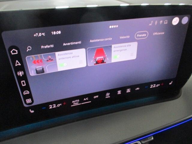 Audi Q3 Blackline 2.0 TDI 150CV S-Tronic