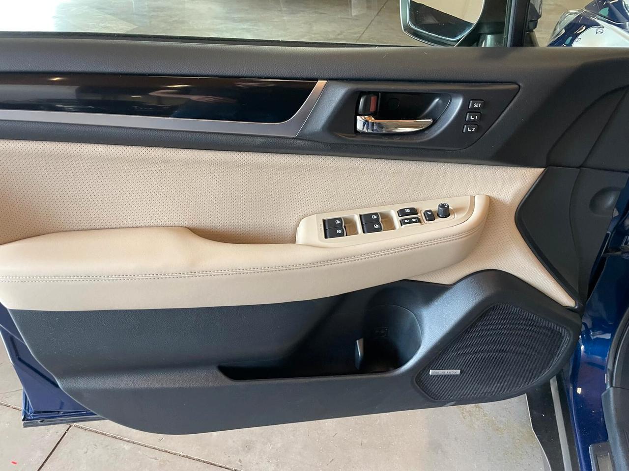 Subaru OUTBACK 2.0d-S Lineartronic Unlimited