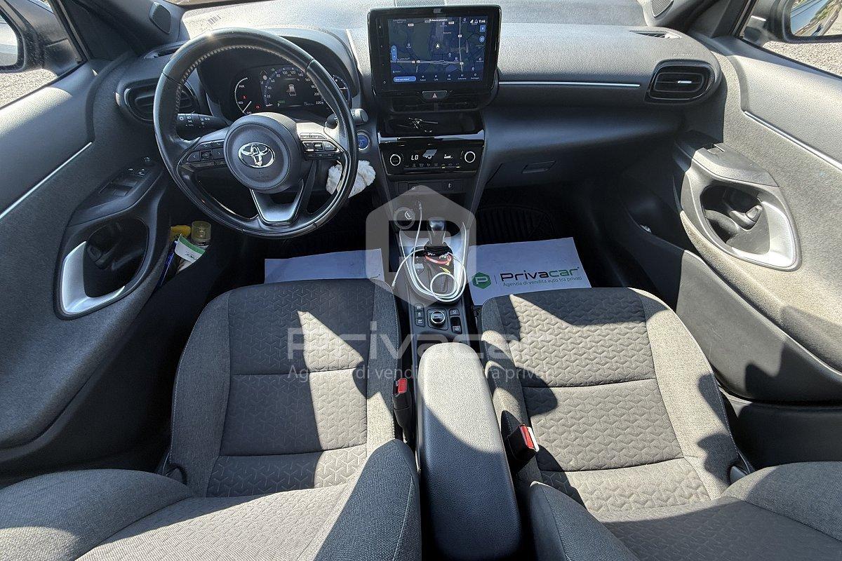 TOYOTA Yaris Cross 1.5 Hybrid E-CVT AWD-i Trend