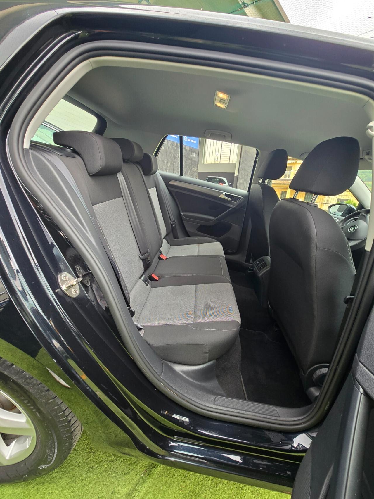 Volkswagen Golf 1.4 TGI 110CV 140000KM-2015
