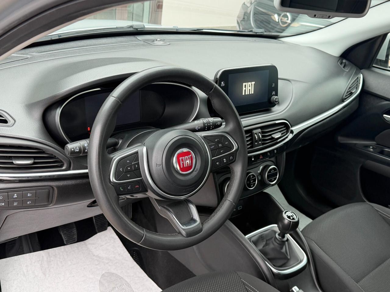 Fiat Tipo SW 1.6 M.JET 130 cv. BUSINESS (Nav)