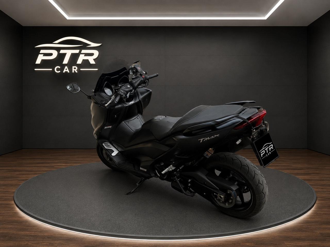 Yamaha TMAX 560
