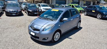 Toyota Yaris 1.0 5 porte Sol-2011-E5 -Ok neopatentati