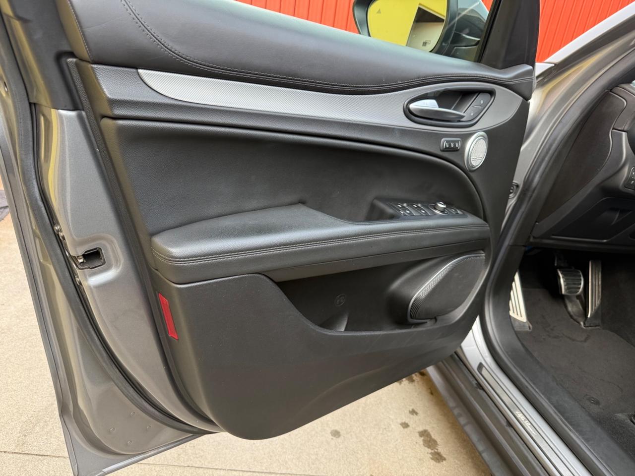 Alfa Romeo Stelvio 2.0 Turbo 280 CV AT8 Q4 B-Tech