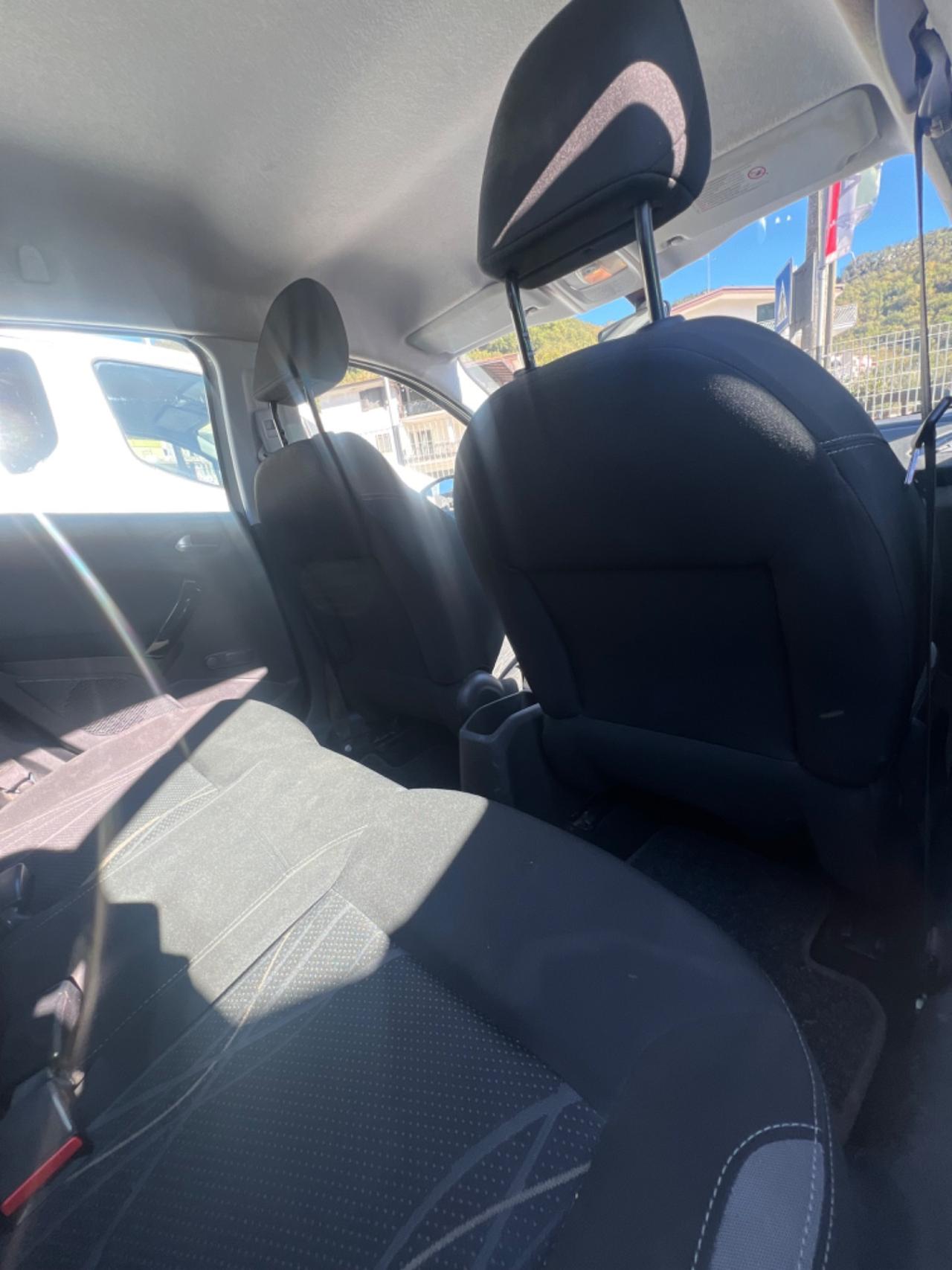 Peugeot 208 1.2 VTi 82 CV 5 porte Active