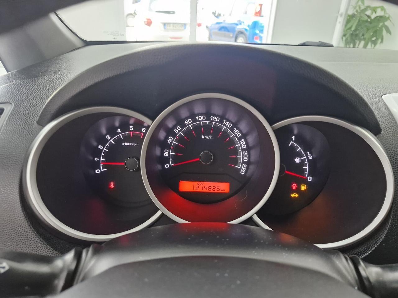 KIA VENGA 1.4 CRDi 90CV Cool