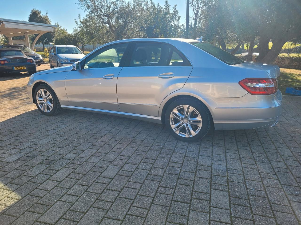 Mercedes-benz E 220 E 220 CDI BlueEFFICIENCY Avantgarde