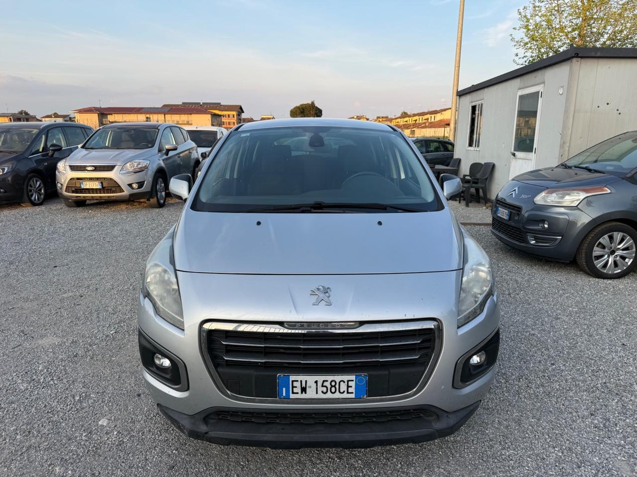 Peugeot 3008 1.6 HDi 115CV Business