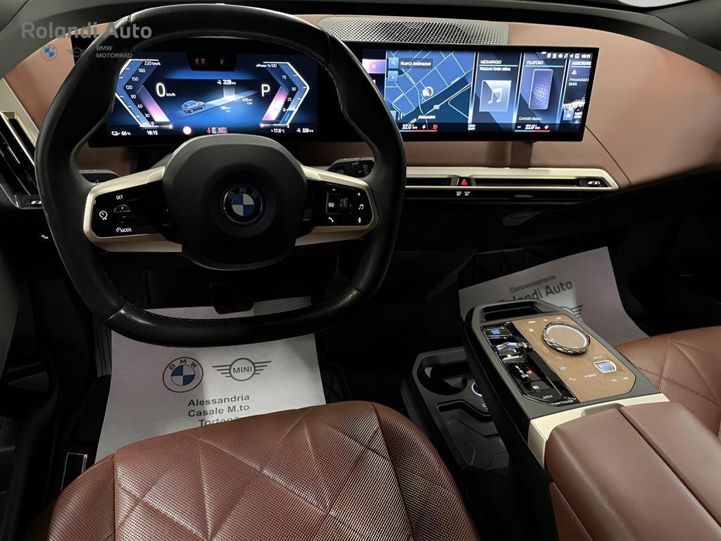 BMW iX 50 pacchetto sportivo xDrive