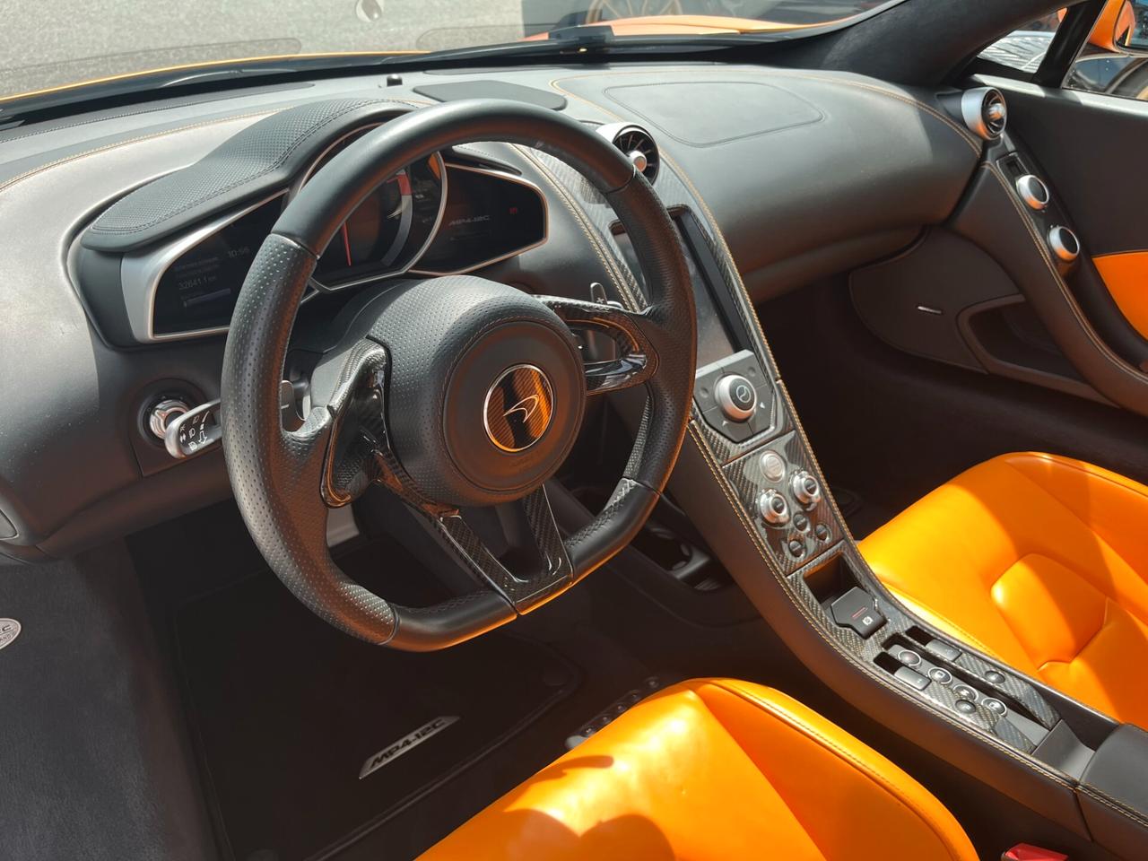 Mclaren MP4-12C 12C