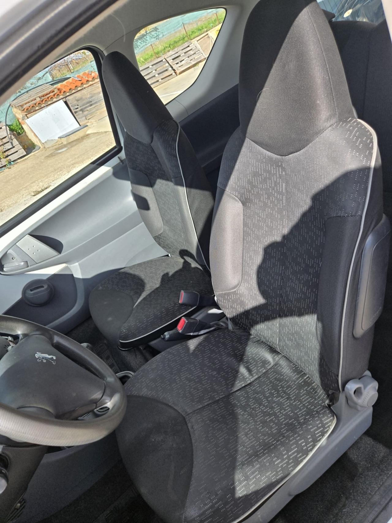 Peugeot 107 1.0 68CV 3p. Access