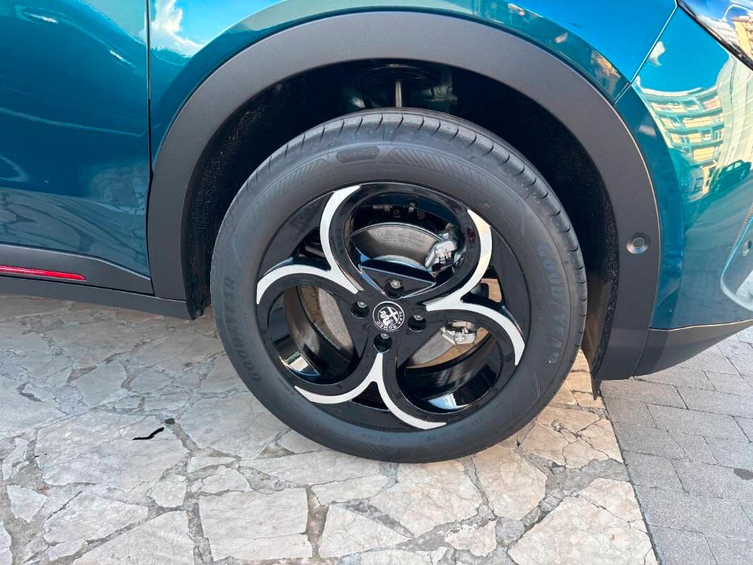 Alfa Romeo Junior 1.2 ibrida Speciale 145cv edct6