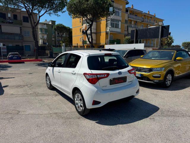 TOYOTA Yaris 1.5 Hybrid 5 porte Cool