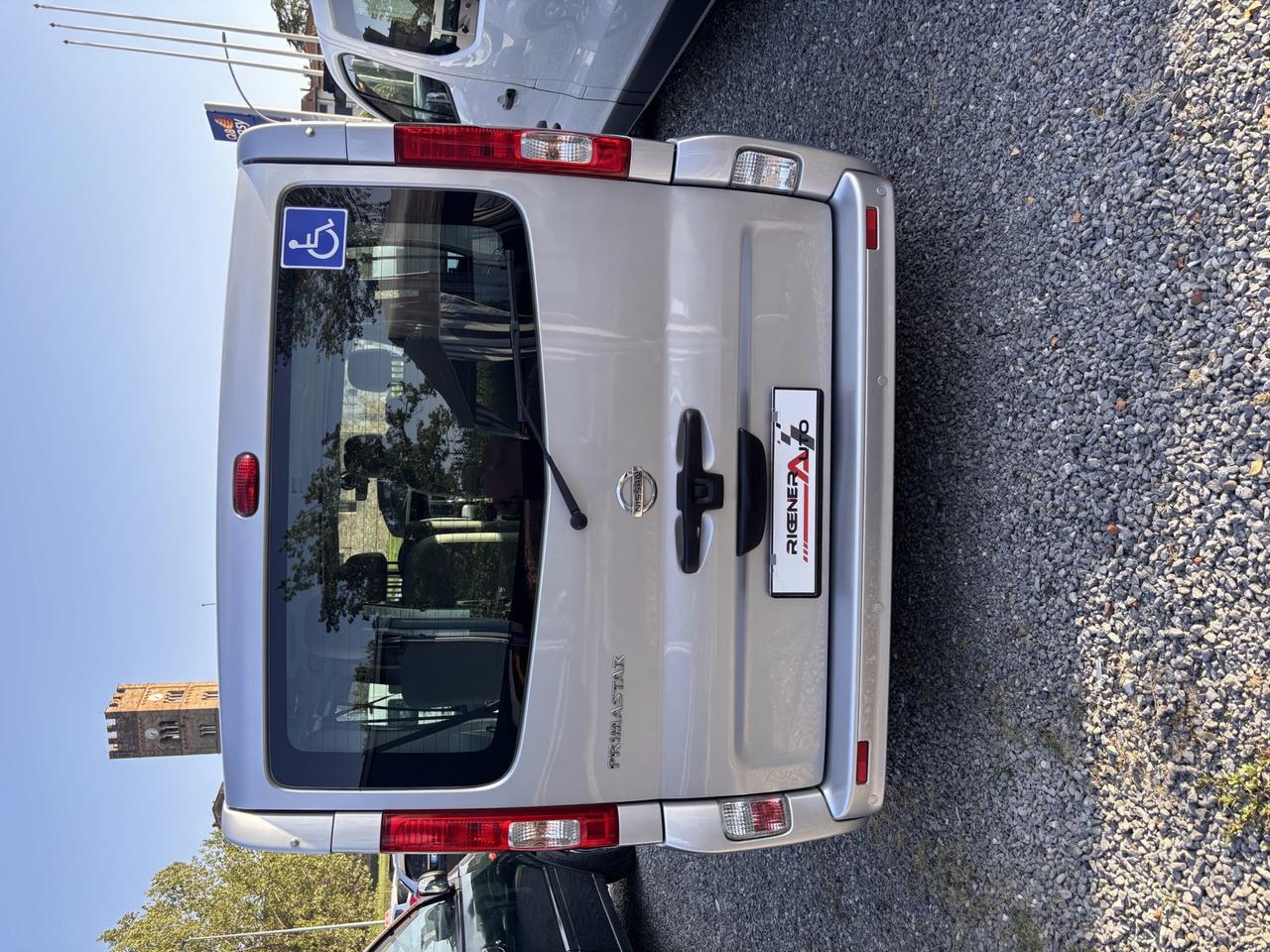 nissan primastar 7 posti trasporto 2 carrozzine per disabili