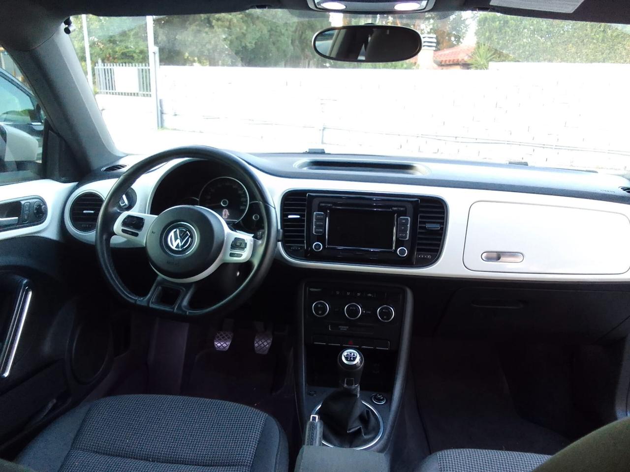 Volkswagen Maggiolino 1.6 TDI Design