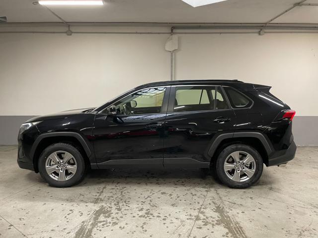 TOYOTA RAV 4 MY23 RAV4 2.5 HV (222CV) E-CVT AWD-i Business