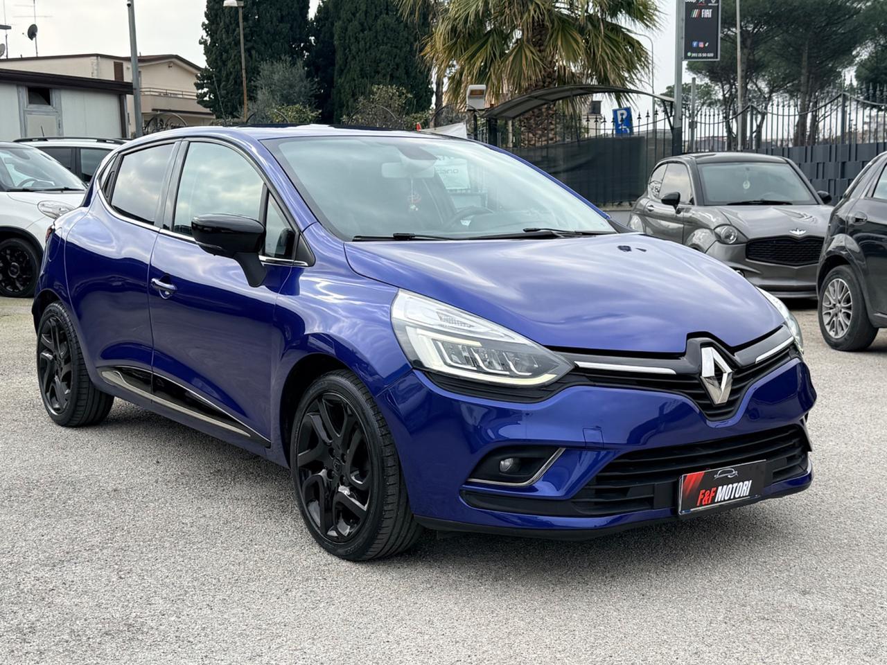 Renault Clio TCe 12V 90 CV 5 porte Duel anno 2018