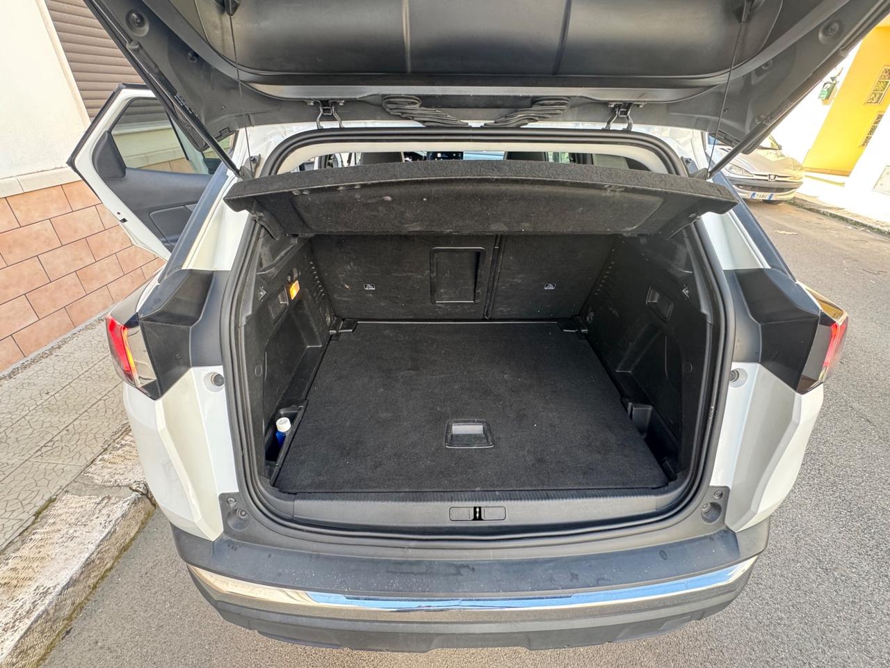 Peugeot 3008 BlueHDi 130 S&S EAT8 Allure Pack