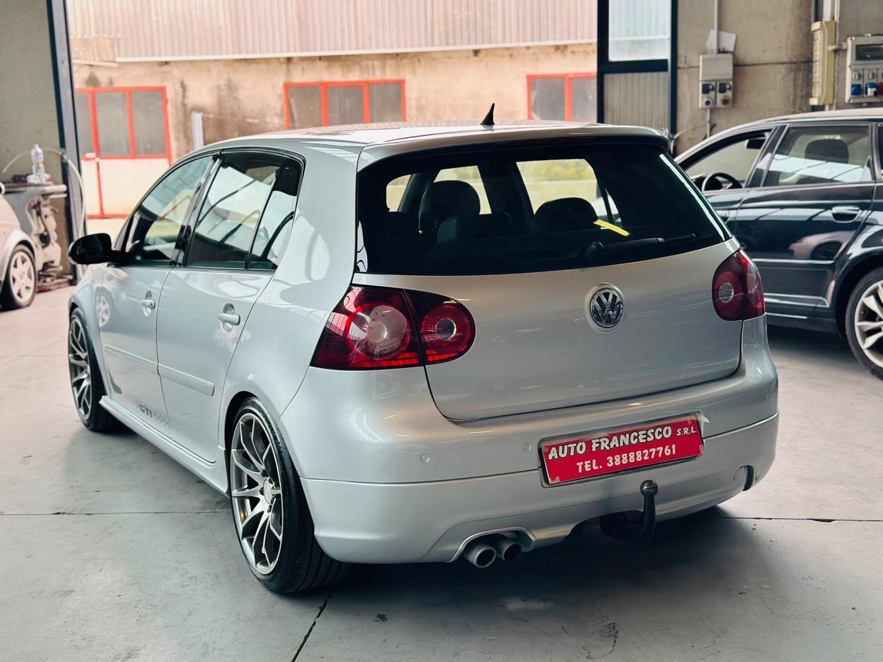 Volkswagen Golf GTI edition 30