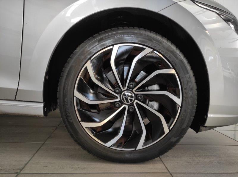 VOLKSWAGEN Golf 8ª serie - Golf 1.5 eTSI 130 CV EVO ACT DSG Style