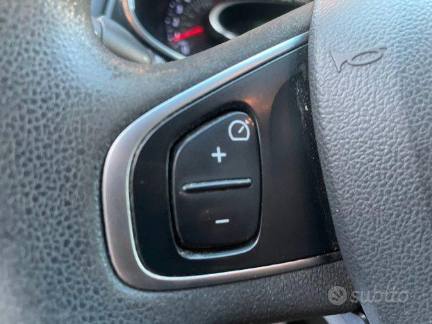 Renault Clio NEOPATENTATI - GPL