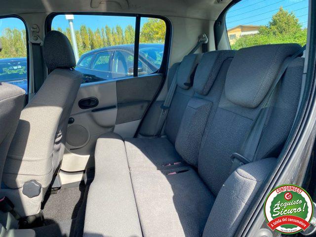 RENAULT Modus 1.2 16V Confort Dynamique