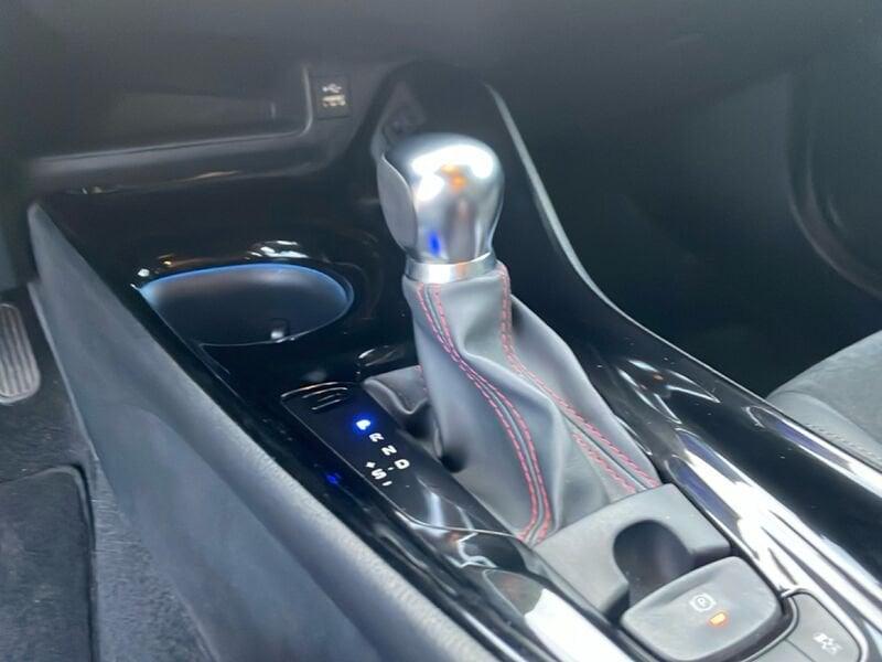 Toyota C-HR C-HR 2.0 Hybrid E-CVT GR Sport KM 24000