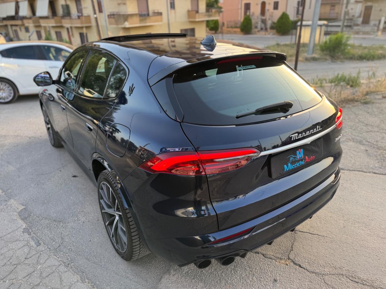 MASERATI GRECALE 2.0 MHEW 330 CV MODENA STRAFULL IVA TETTO