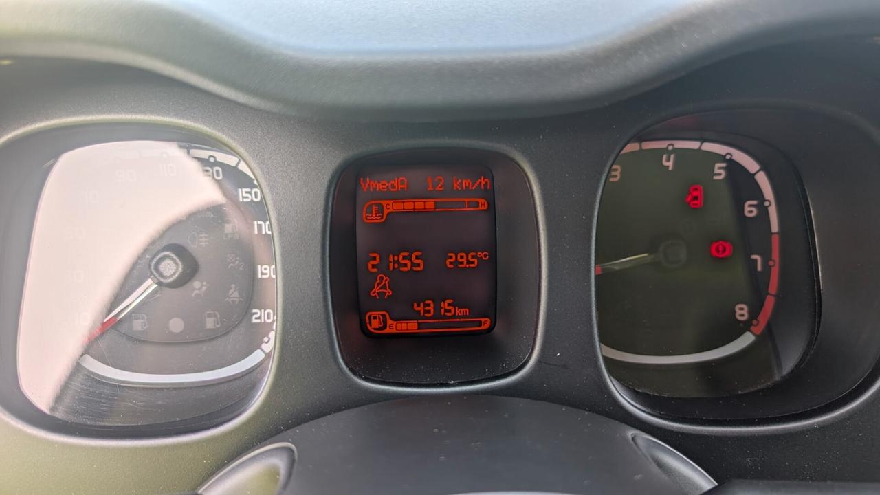 Fiat Panda 1.2 Easy SOLO 4000 KM!