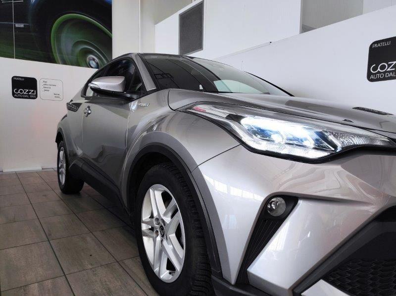 Toyota C-HR 1.8 Hybrid E-CVT Business