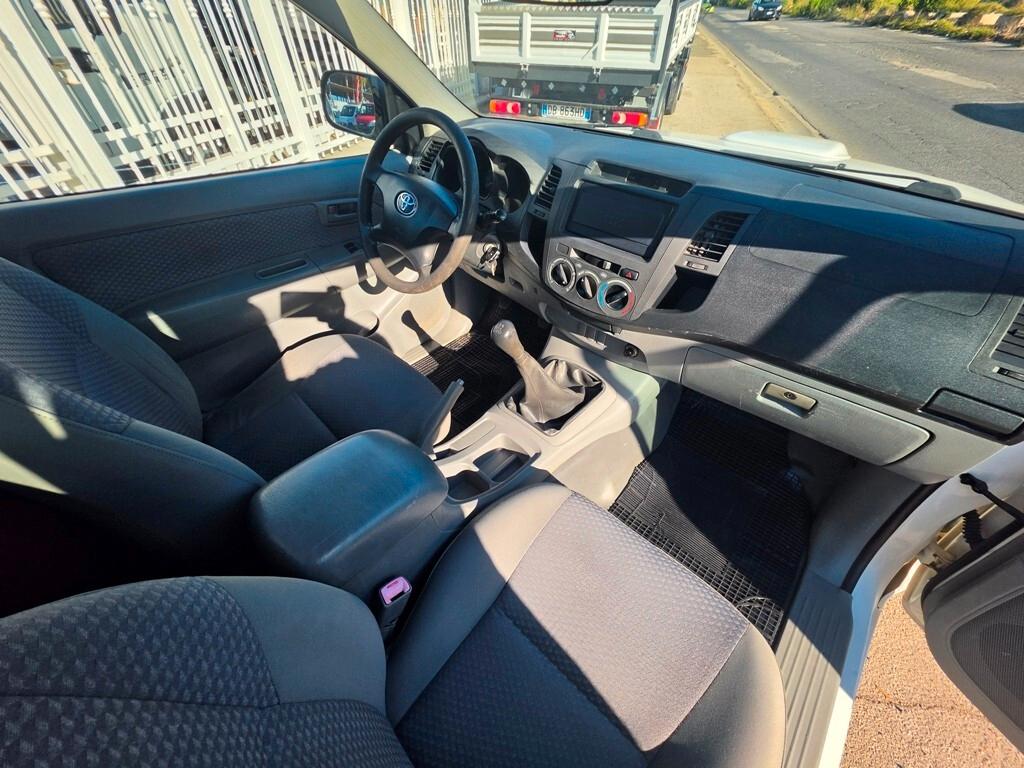 Toyota Hilux 2.5 D-4D 2WD 2p. Pick-up