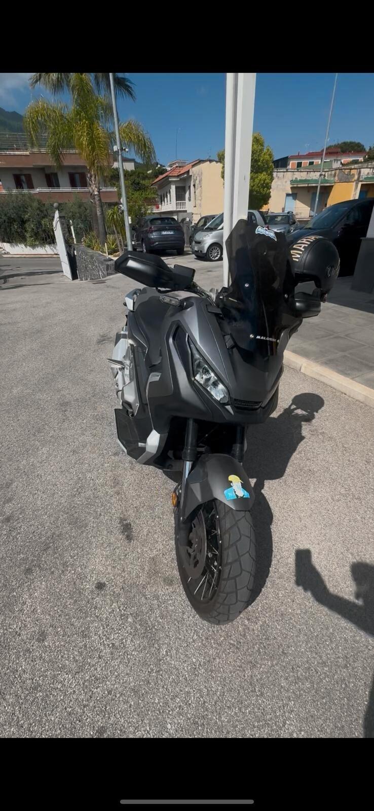 HONDA XADV 750