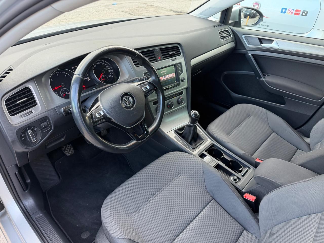 Volkswagen Golf 1.6 TDI 110 CV 2016