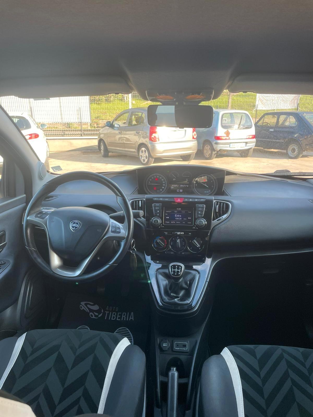 Lancia Ypsilon 1.3 MJT 16V 95 CV 5 porte S&S Elefantino