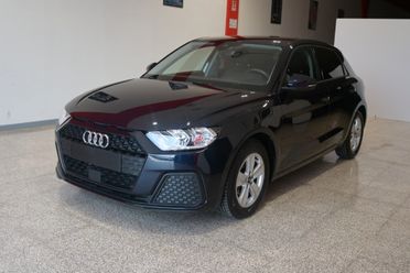 Audi A1 SPORTBACK 25 TFSI 95CV ATTRACTION ( CRUISE - VIRTUAL COCKPIT MIRROR SENSORI POST. )