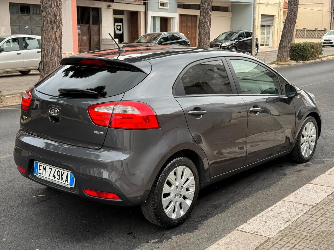 Kia Rio 1.4 CRDi 90CV 5P. EX PLUS *LED - 2012