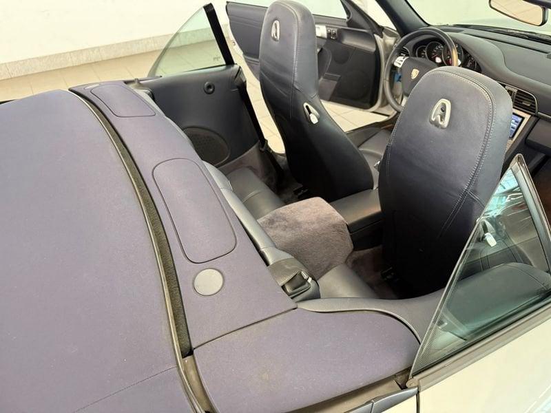 Porsche 911 911 Cabrio 3.6 Carrera