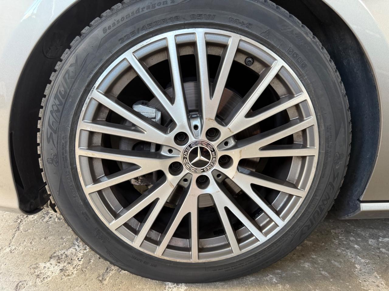 Mercedes-benz CLA 200 d Automatic Shooting Brake Sport