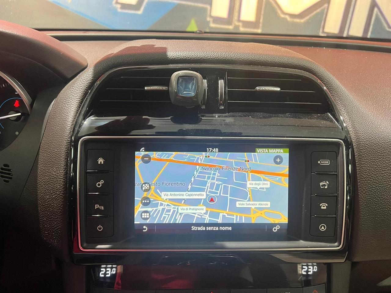 Jaguar F-Pace 2.0d Pure awd 180cv auto (379)