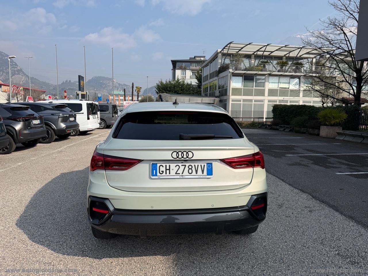 AUDI Q3 SPB 35 TDI S tronic Business ADVANCED Plus